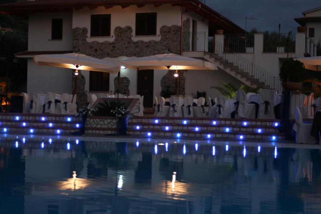 Longobardi Hotel Gaudio מראה חיצוני תמונה