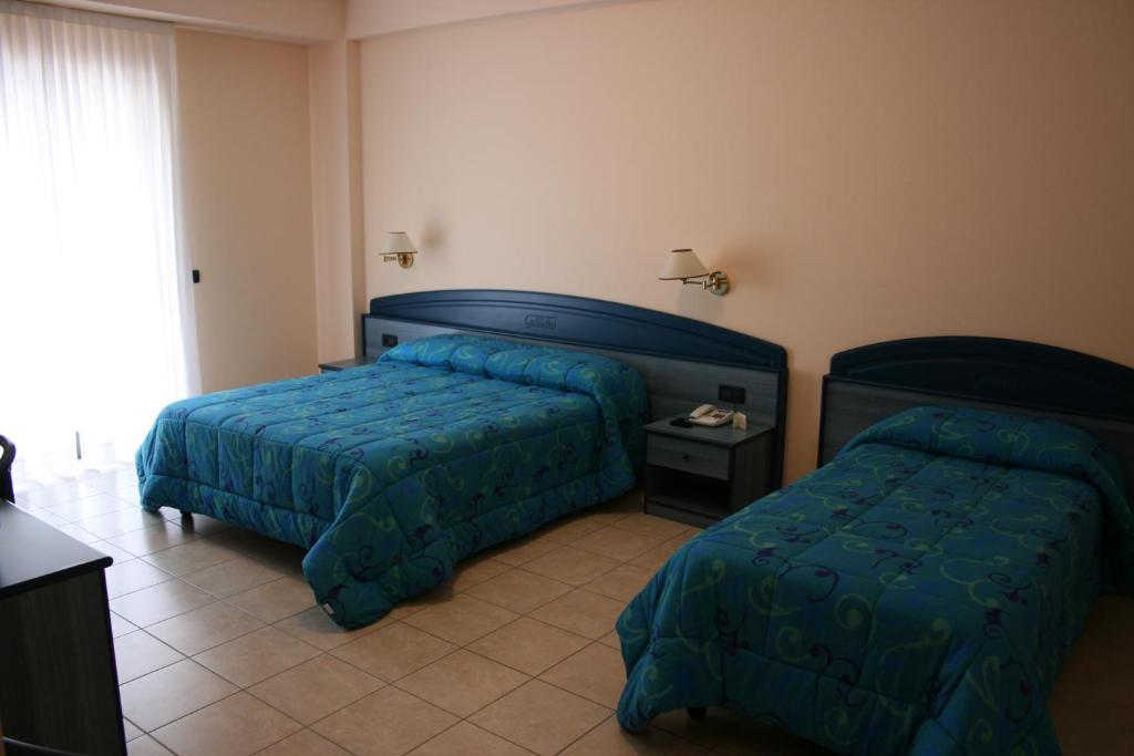 Longobardi Hotel Gaudio חדר תמונה